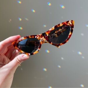 Tortoise Shell Cat-Eye Sunglasses